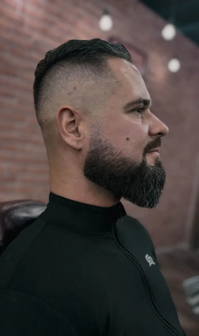 Combo wlosy pelna broda - Gentlemen Barber Shop Rzeszów Św. Kingi