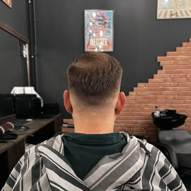 Czysty taper tyl - Gentlemen Barber Shop Rzeszów Św. Kingi