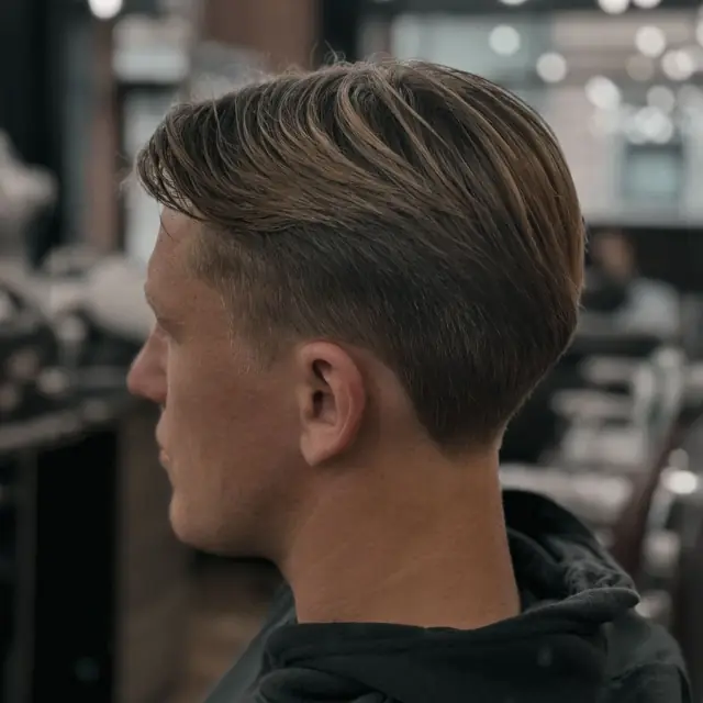 Klasyczny slick back - Gentlemen Barber Shop Rzeszów Św. Kingi