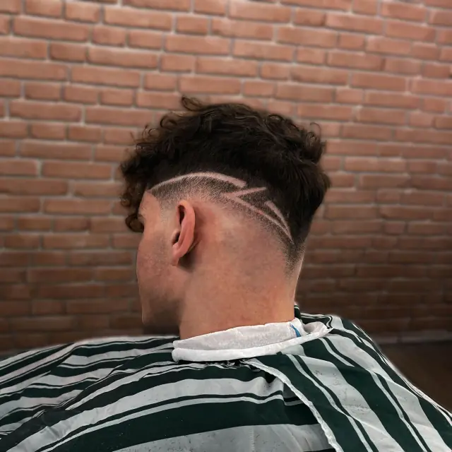Krecony crop fade - Gentlemen Barber Shop Rzeszów Św. Kingi