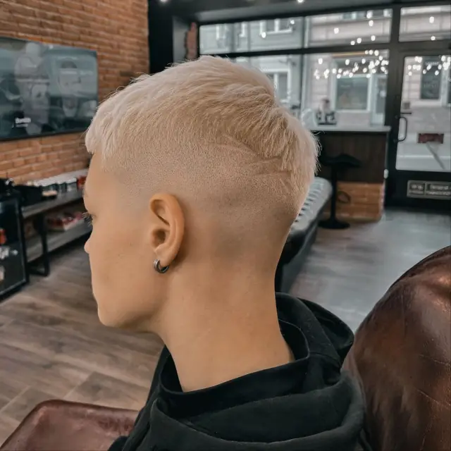 Platynowy crop - Gentlemen Barber Shop Rzeszów Św. Kingi