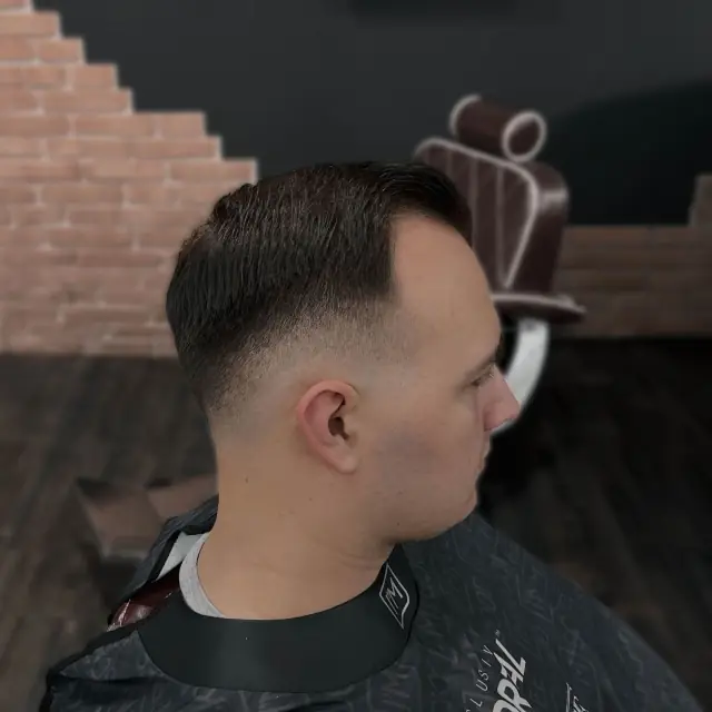 Side part fade - Gentlemen Barber Shop Rzeszów Św. Kingi
