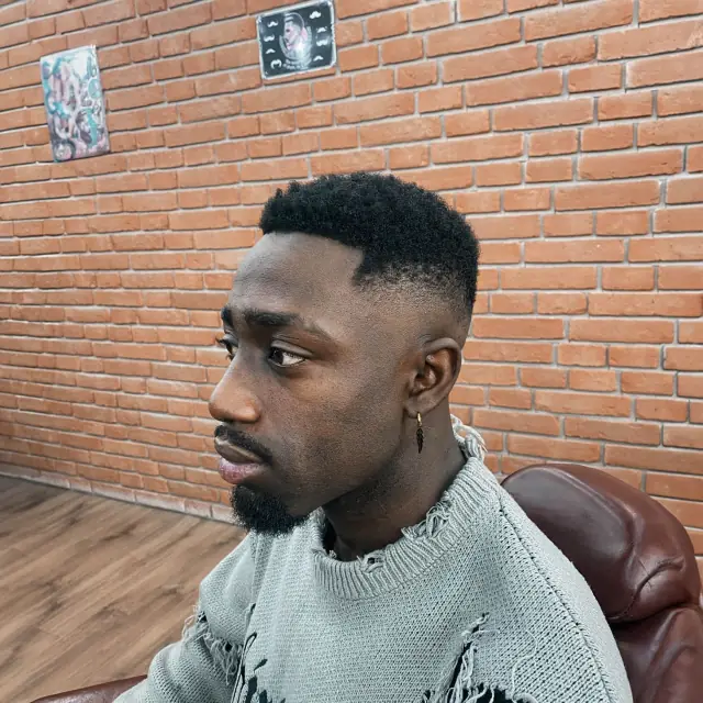 Textured afro taper - Gentlemen Barber Shop Rzeszów Św. Kingi